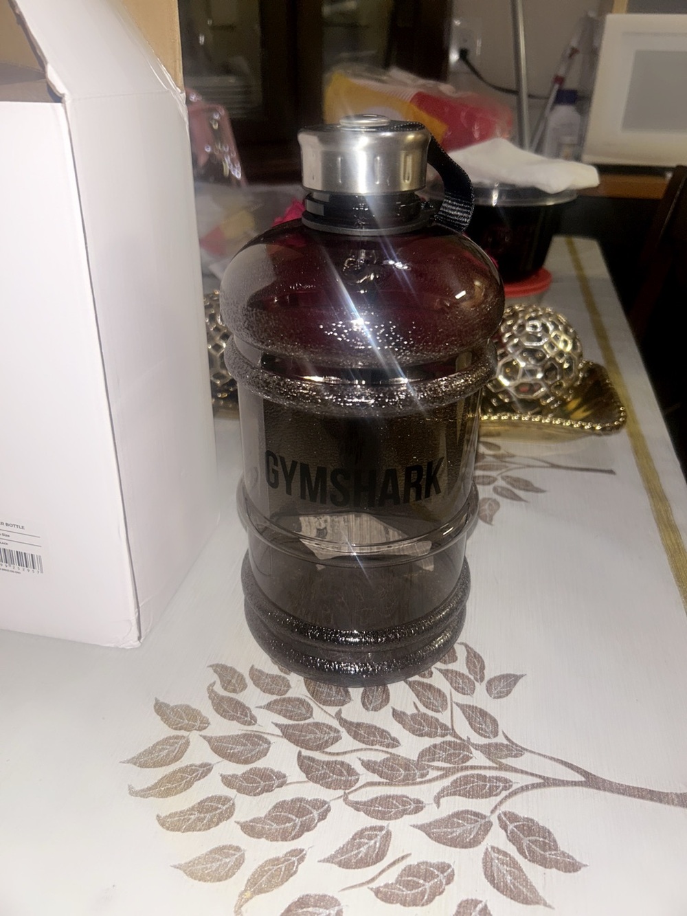 Gymshark Black Large-Capacity Water Bottle with Screw Cap
